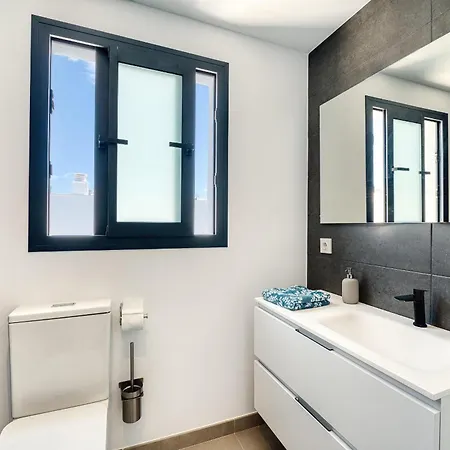 3023 Modern Townhouse In Cancelada Holiday home Estepona